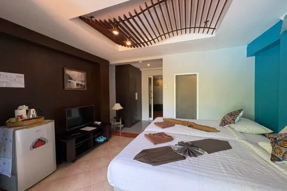 Отель Porterhouse Beach