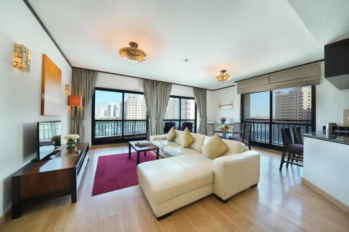 Отель Park Apartments Dubai, an Edge by Rotana