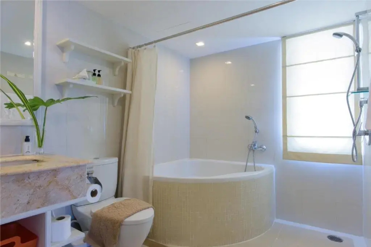 Sabai Sathorn Service Apartment