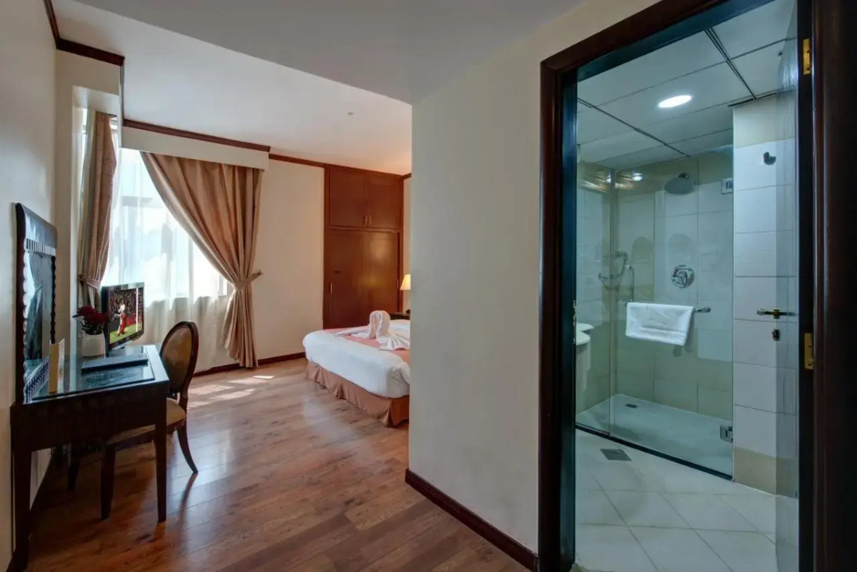 Sharjah Royal Tulip Hotel apartment