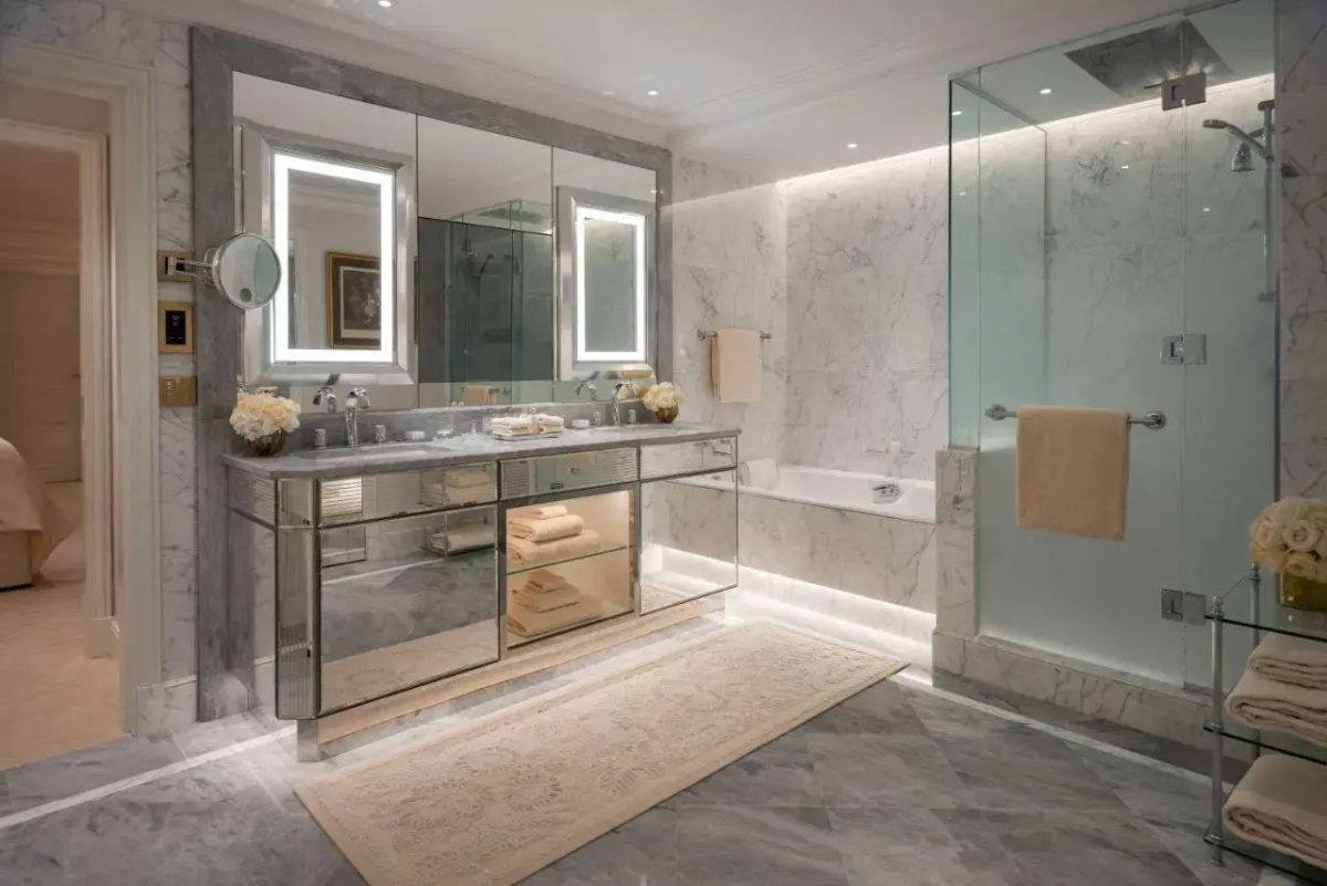 Отель Four Seasons George V