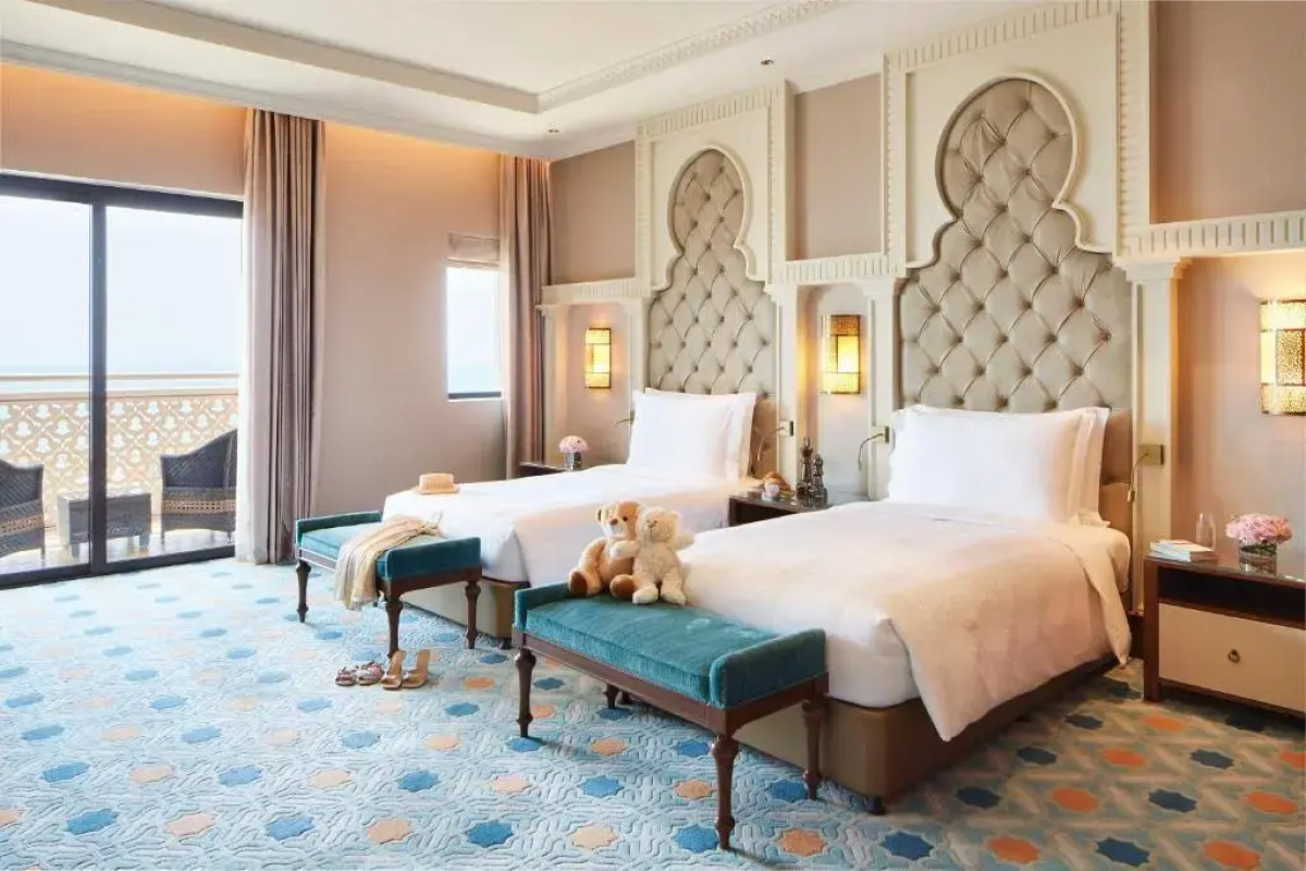 Отель Jumeirah Al Qasr Dubai