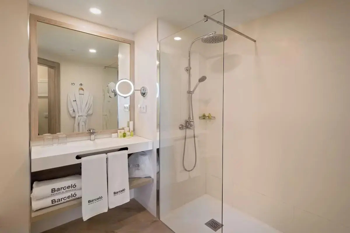 Отель Barcelo Santiago — Adults Only