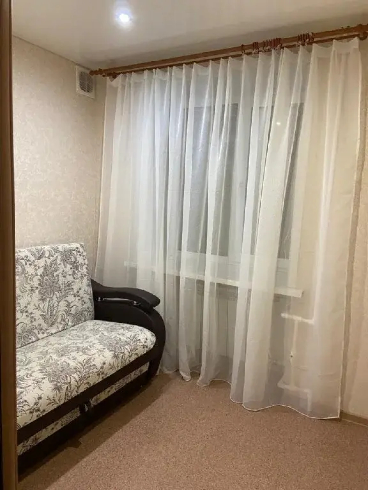 Na Dzerzhinskogo 6 Apartments