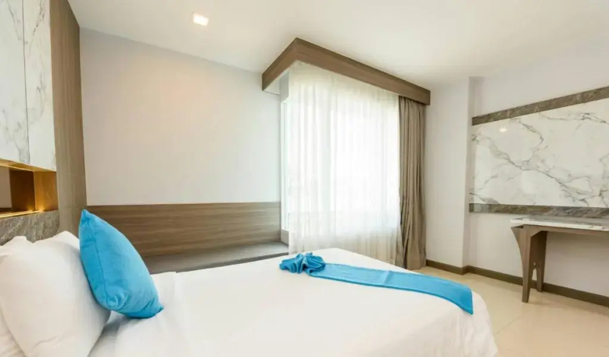 Отель Crystal Palace Pattaya