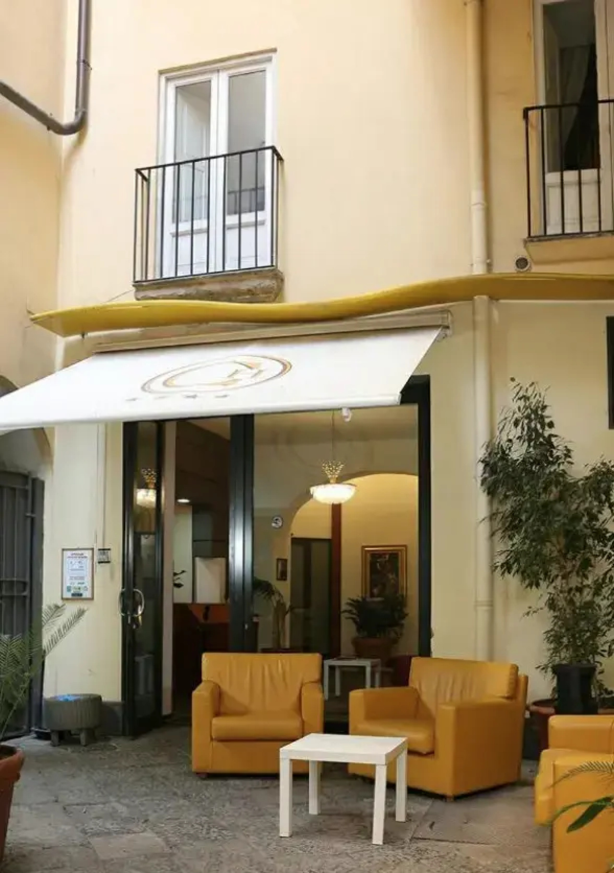 Caravaggio Hotel