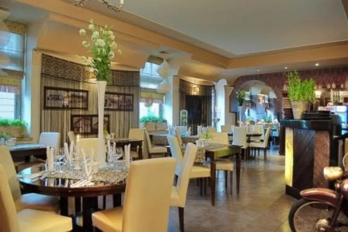 Hotel Ester