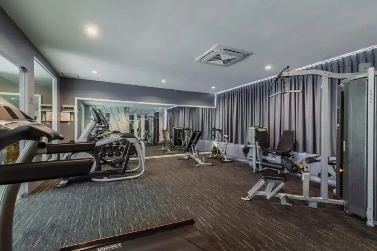 Отель Elite Suites Patong