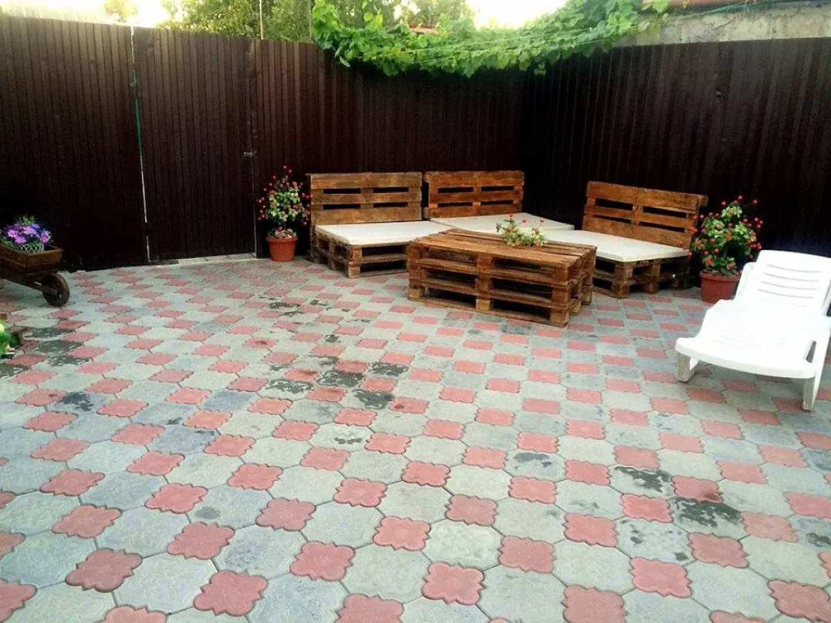 Inn Elena