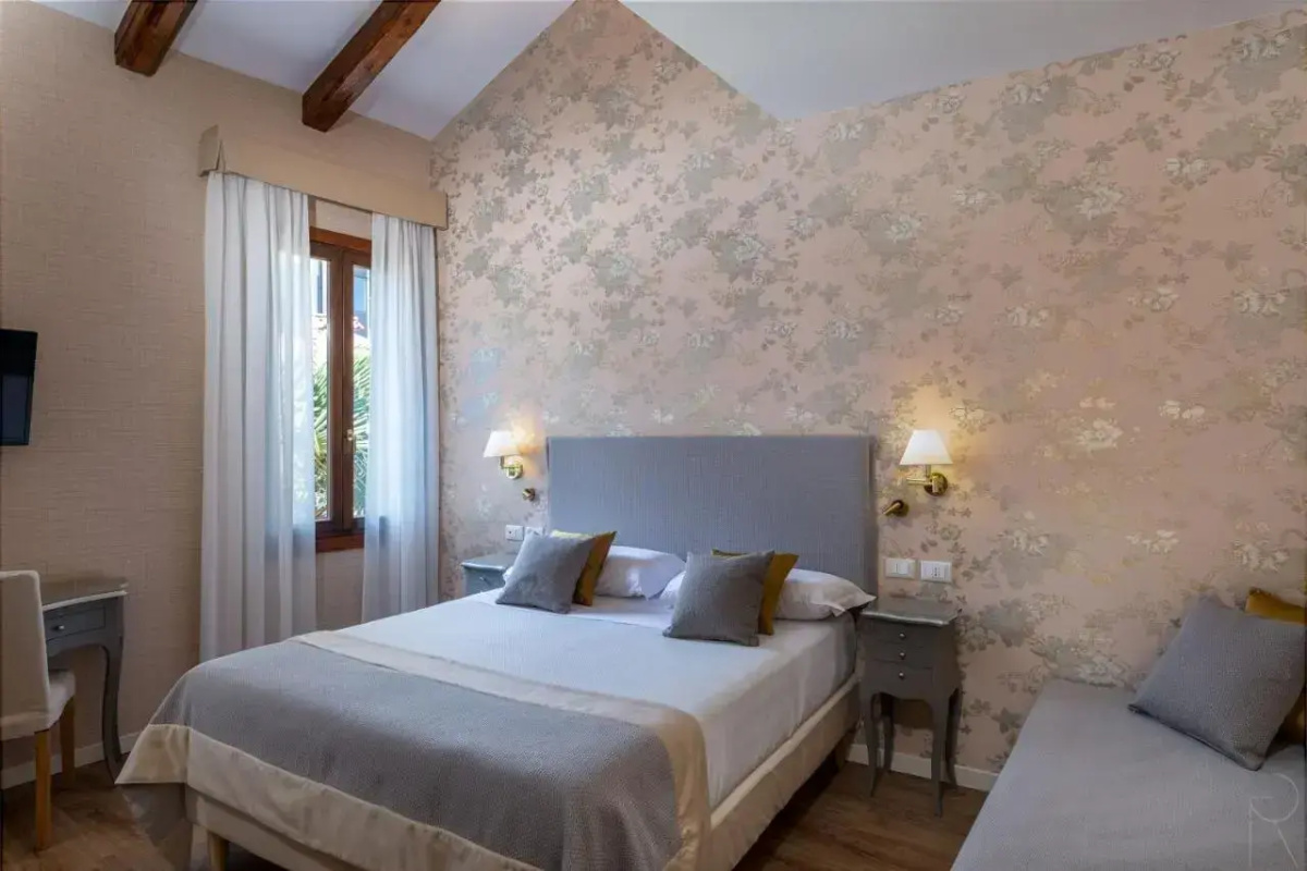 Отель Villa Rosa