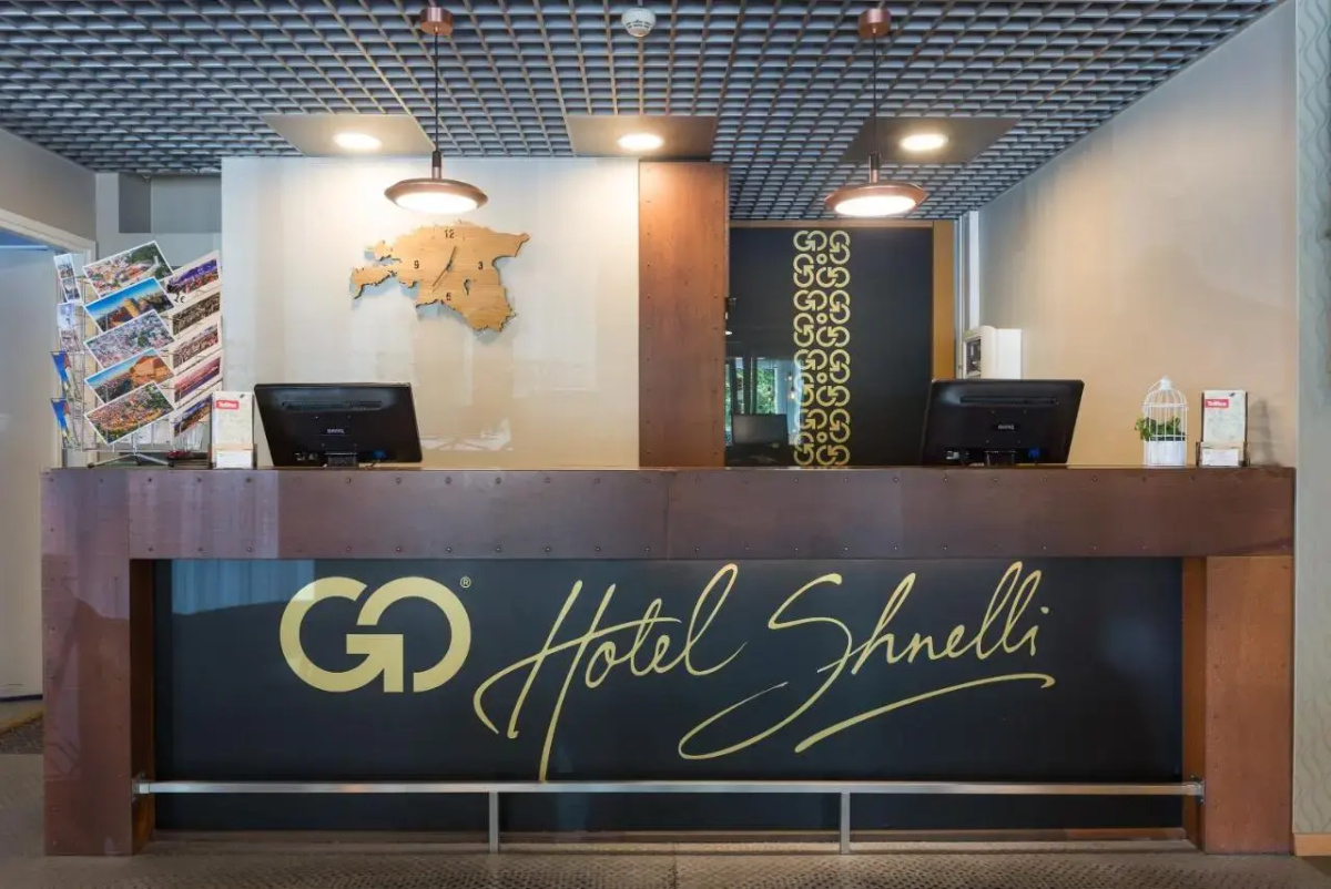 Go Hotel Shnelli