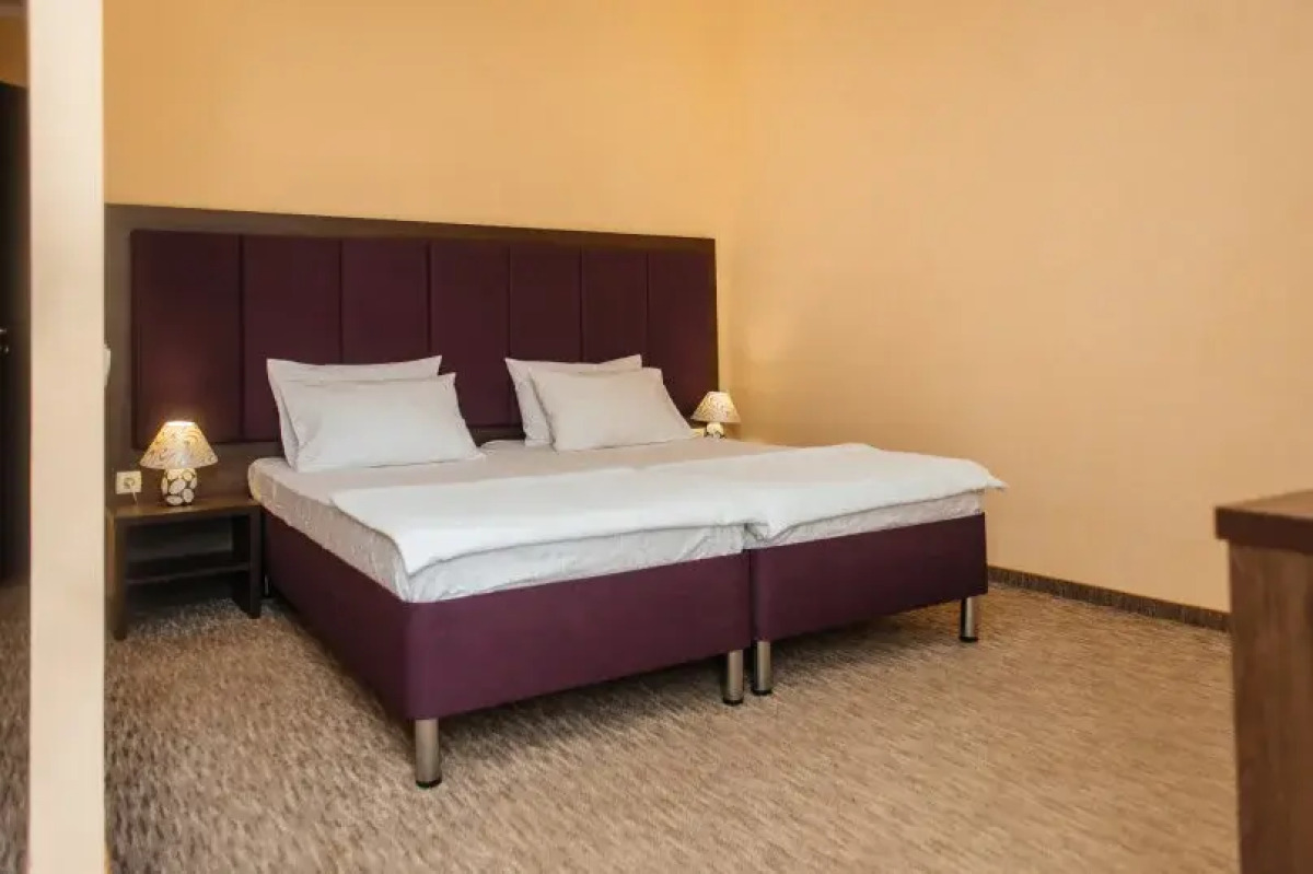 Отель «Трискеле»