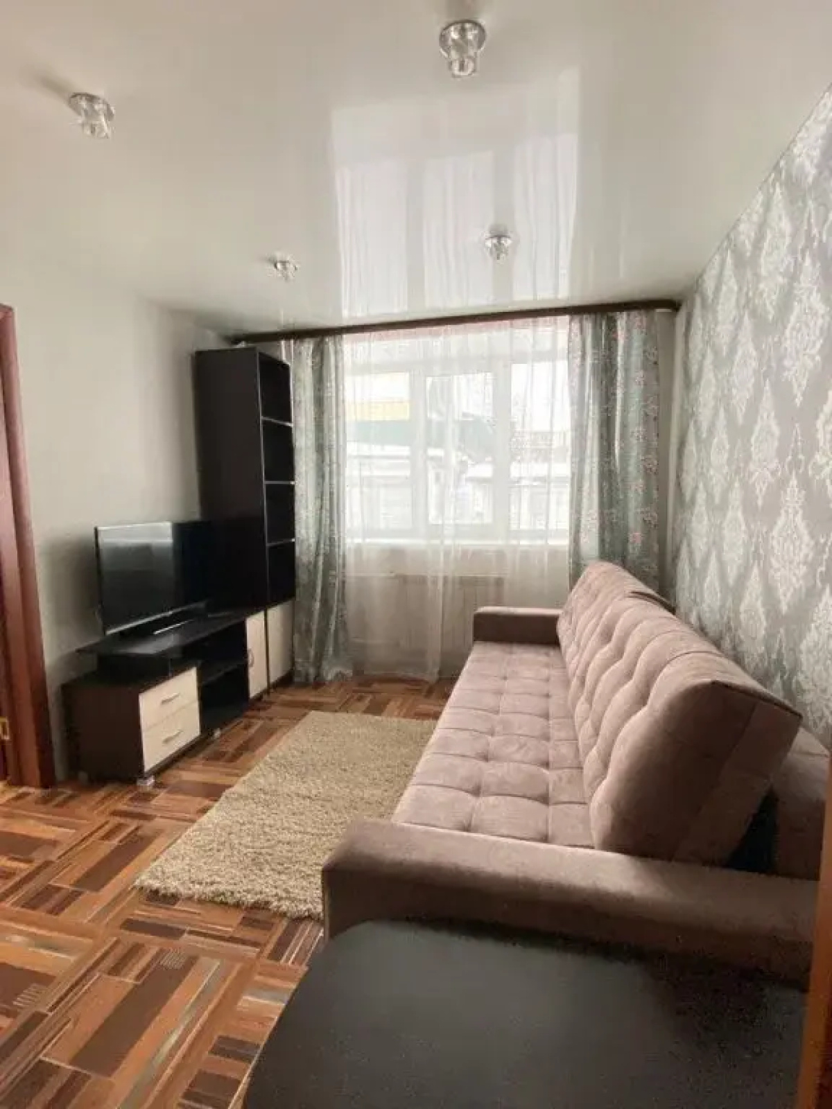 Na Dzerzhinskogo 6 Apartments