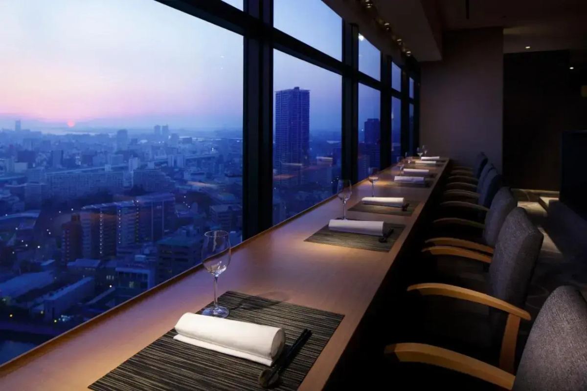 RIHGA Royal Hotel Osaka, Vignette Collection by IHG