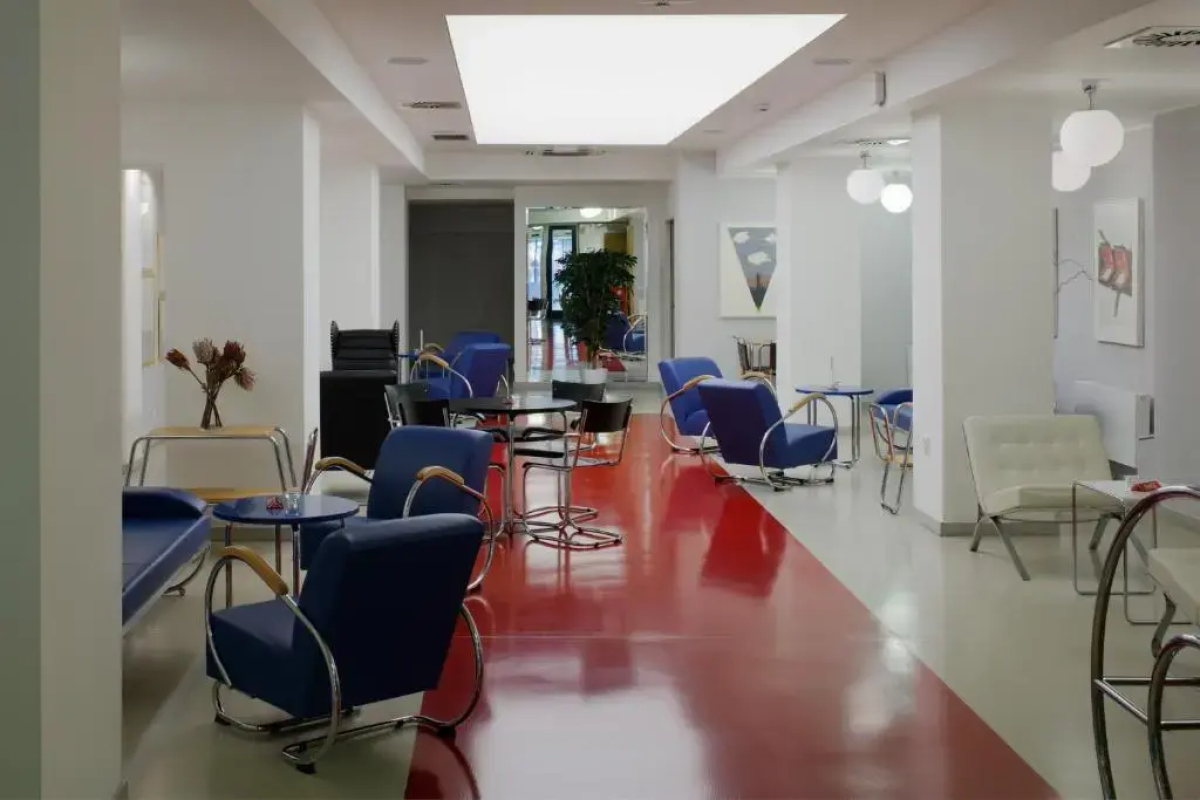 Axa Hotel