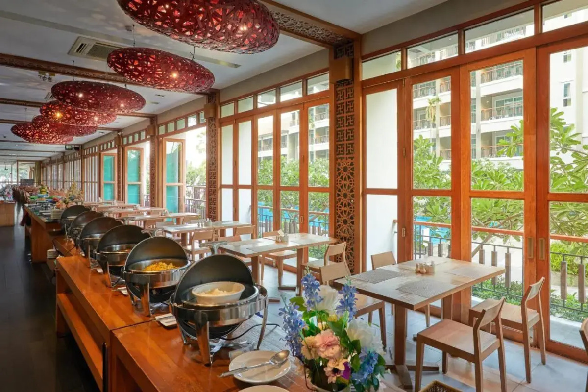 Welcome World Beachfront Resort