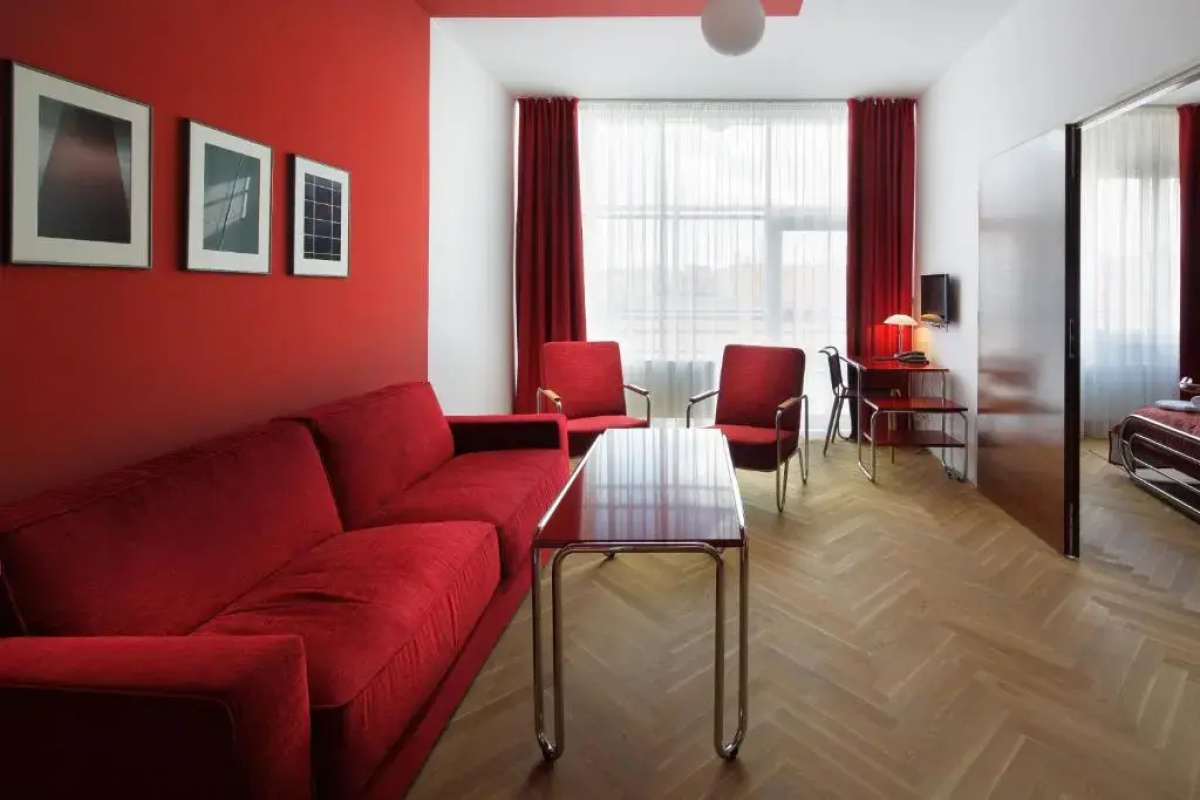 Axa Hotel