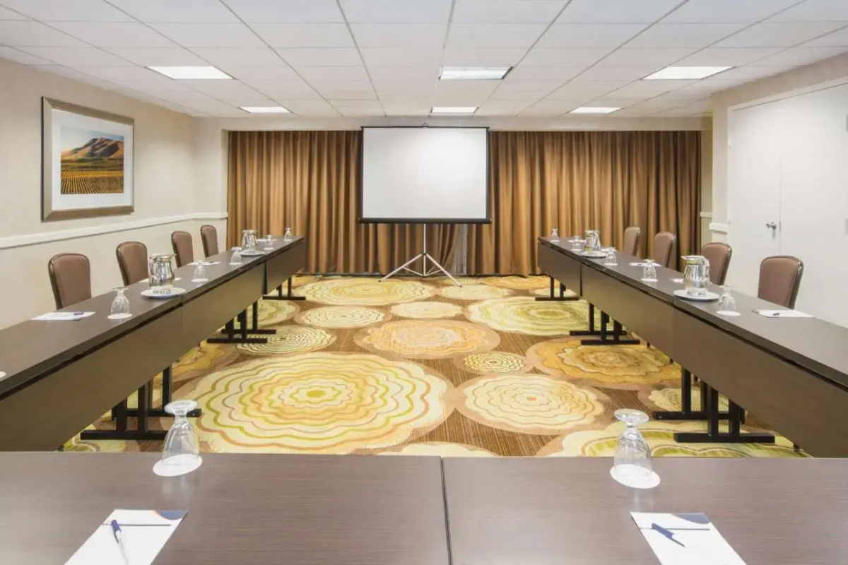 Sonesta Los Angeles Airport LAX