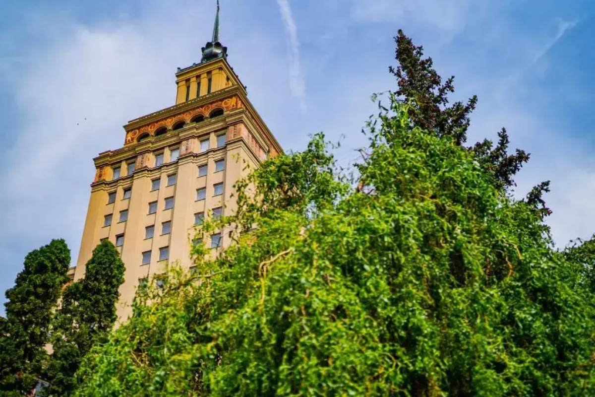 Grand Hotel International