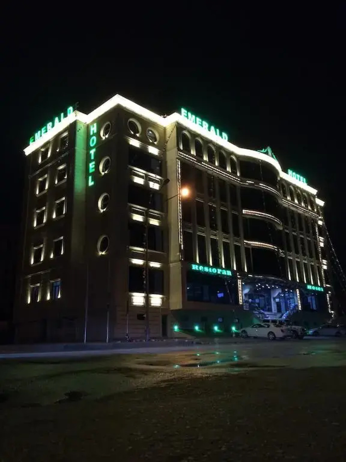 Отель Emerald Baku