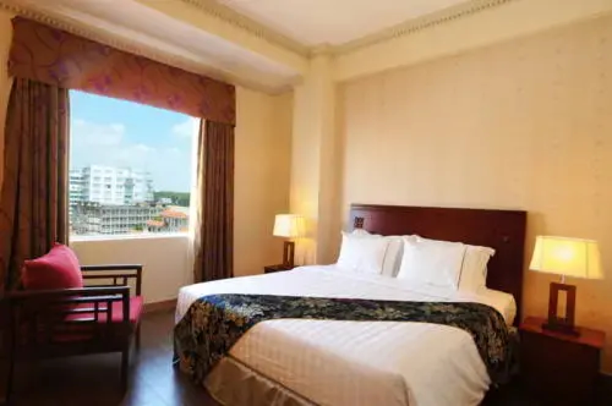 Отель GOLDEN CENTRAL SAIGON