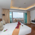 The Palms, Kamala Beach