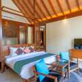 Furaveri Island Resort & Spa