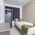 Lacomme Inn