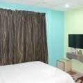 Lacomme Inn