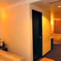 Hotel Remix