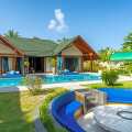 Furaveri Island Resort & Spa