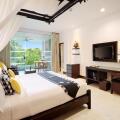 Legian Beach Hotel