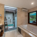 Legian Beach Hotel