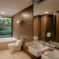 Amaroossa Suite