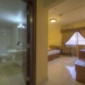 Hyde Park Hotel