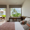 Kayaam House