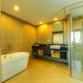 Grand Alora Hotel