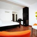 Crossroads Hotel