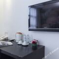 V Garden Hotel