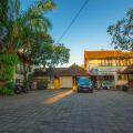 Arya Amed Beach Resort