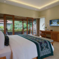 Japa Suites & Villas
