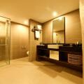 Grand Alora Hotel