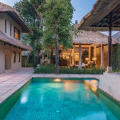 Kayumanis Sanur / Villas & Spa