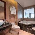 Monarque Hotel Danang