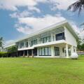 Green Turtle Villa By The Serendipity Collection
