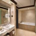 The Ritz-Carlton Abu Dhabi, Grand Canal
