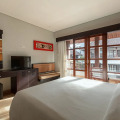 Fourteen Roses Beach Hotel