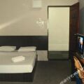 1 Baron Motel