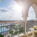 The Ritz-Carlton Abu Dhabi, Grand Canal