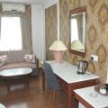 Easy Hotel